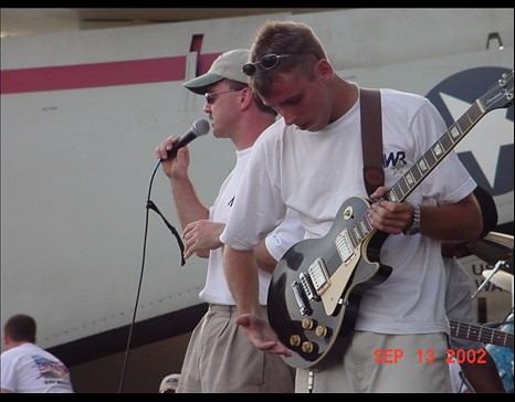6741jeremy_woods_still_beach.jpg